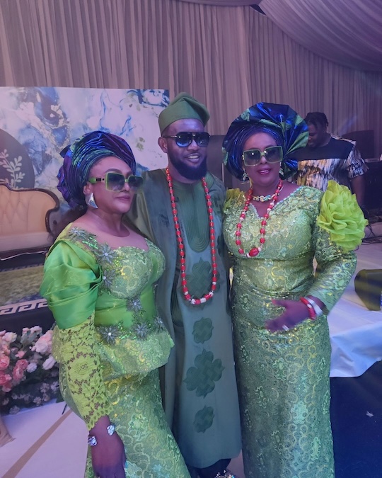 How the Makuns And Guests Showed Up For Their Sister’s Wedding